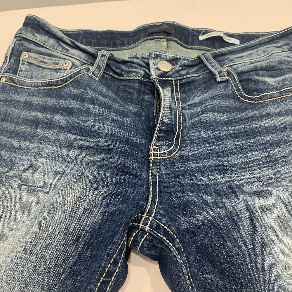 Daytrip Virgo Straight Fit Women’s 30R Med Wash Flat Pocket Stretch Distressed - Picture 2 of 16